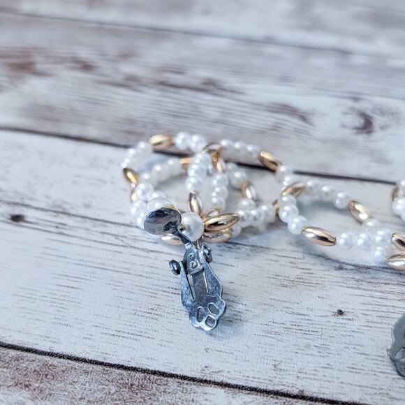 Vintage Clip On Earrings - Faux Pearl & Gold Tone Beaded Dangle - Picture 5 of 8